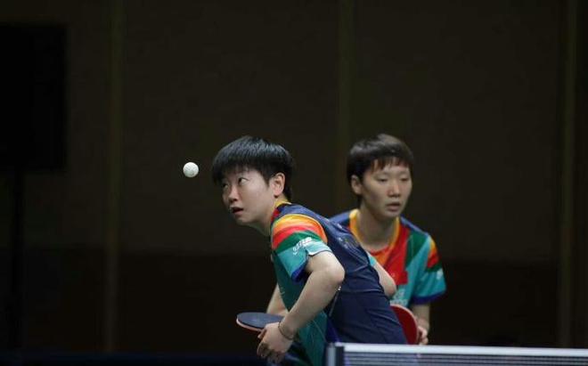 马卡：小西蒙尼如今表现出色，离不开梅西对他的明智建议