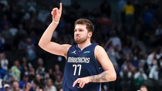 湖人官方发布：世界体操冠军能学会湖人啦啦队的舞蹈动作吗？