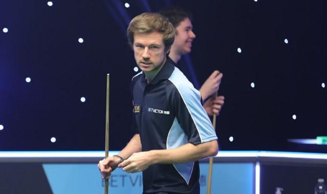 美记：尼克斯对字母哥的报价一直围绕唐斯，但雄鹿不感兴趣